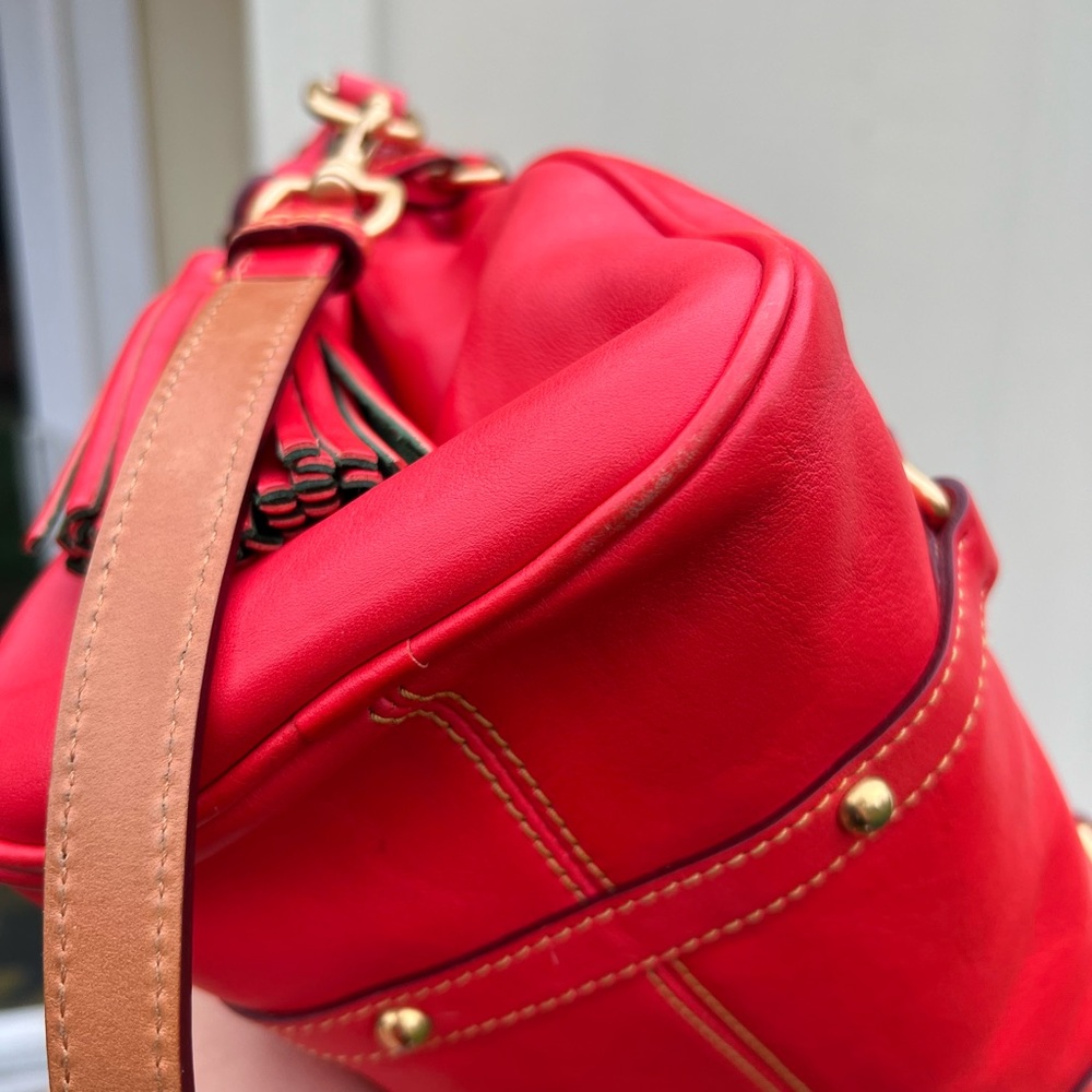 RARE! Dooney & Bourke Florentine Small Satchel in the color STRAWBERRY! - Picture 8 of 9